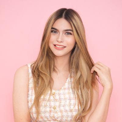 Fun, friendly professional looking for a room in L Main Photo
