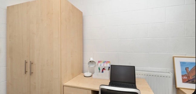 Wood Green Hall- Student- First week of rent paid Main Photo
