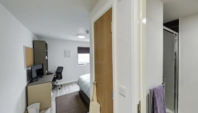 Ensuite near Leeds Uni, gym, bills included Main Photo