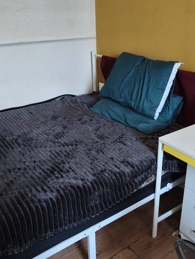 Shared room on Stratford Main Photo