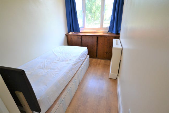 All Bills and Wifi inc Room to Rent Main Photo