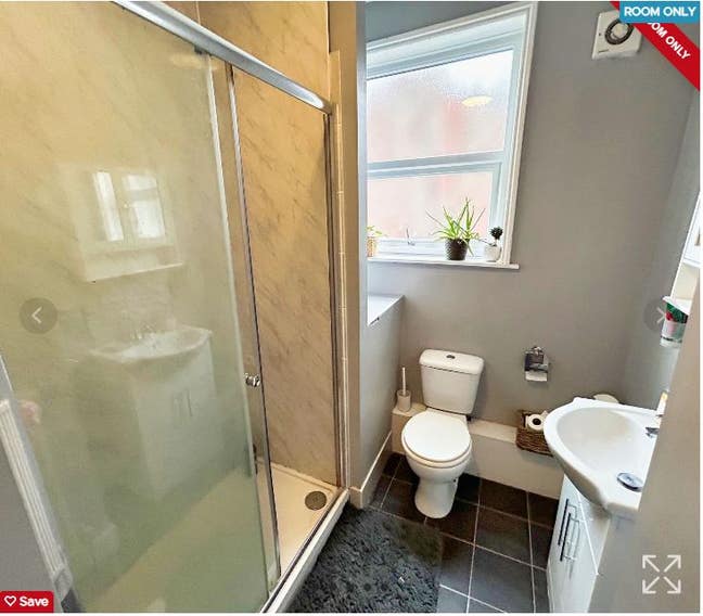 2 Rooms Available in Houseshare  Main Photo