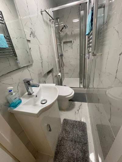 Double room with ensuite Main Photo