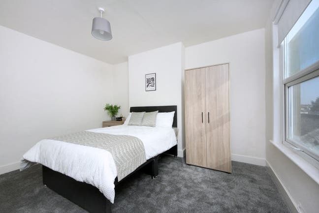 Double room / Willsden  Main Photo
