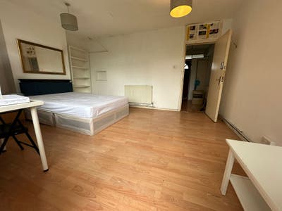 Large Double Room with Private Balcony  Main Photo