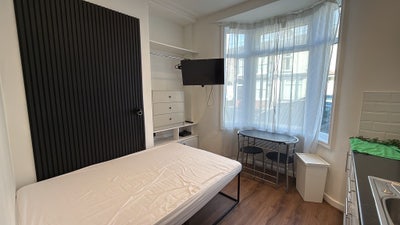 Studio 1 Perfect for Young Professionals Main Photo
