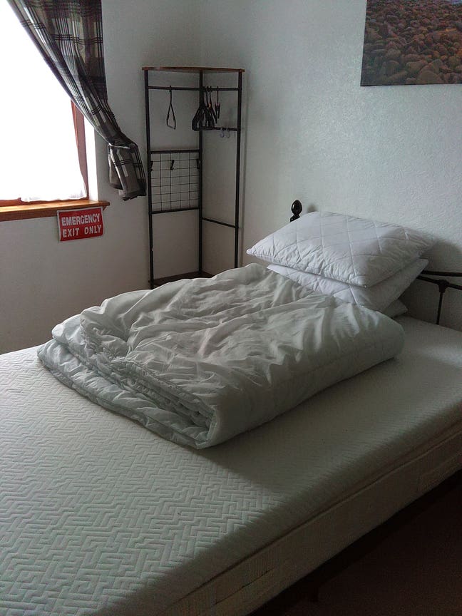 Single occupancy double room Main Photo