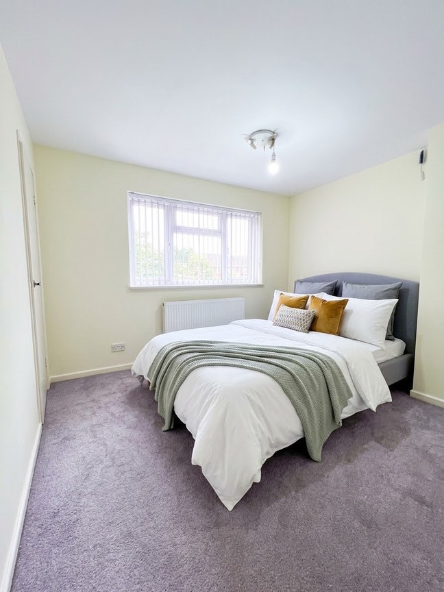 Rooms to Rent Main Photo