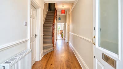 Large Double and Triple Rooms to Rent Main Photo