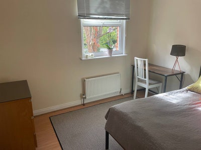 Double room in a two-bedroom flat Main Photo