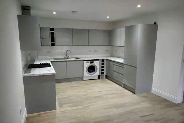 3 Bed Unfurnished Flat Avail in Charlton, SE7 8Ug Main Photo