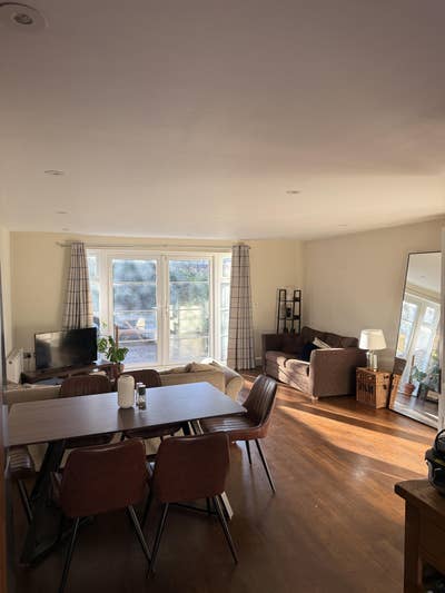 Double room in Camberwell house Main Photo