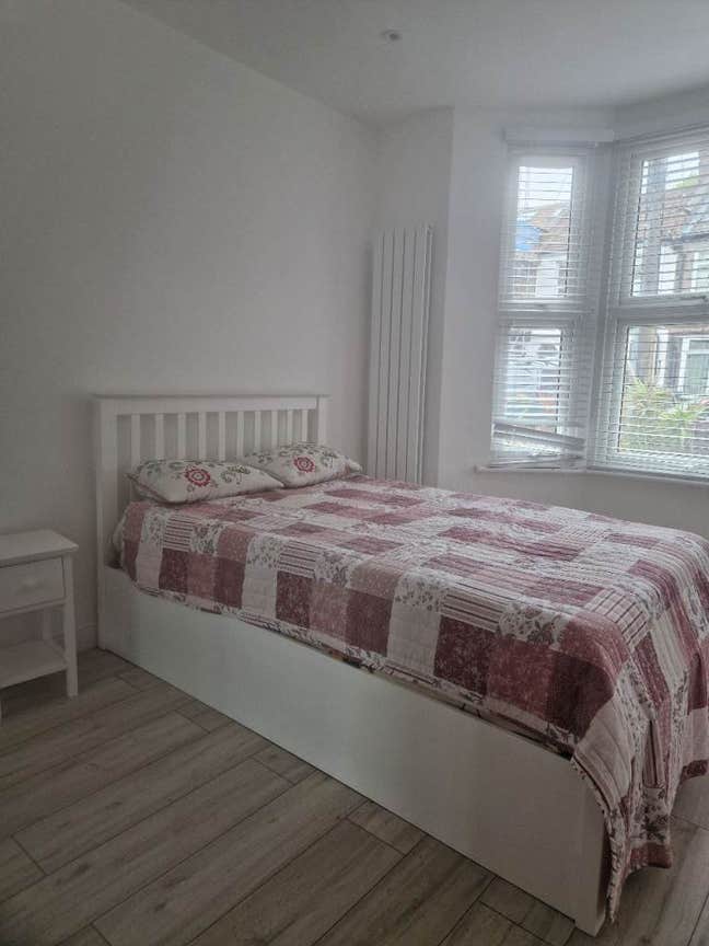 🏡 Furnished Self-Contained Studio in-E17🏡 Main Photo