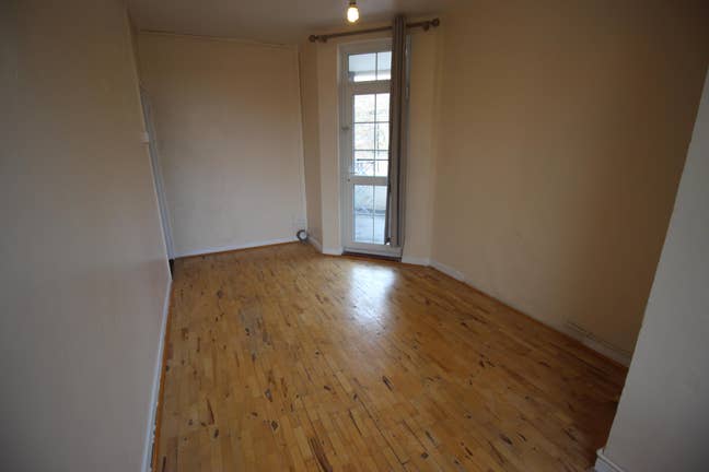 1 bed flat to rent Rhodeswell Road, Limehouse E14 Main Photo