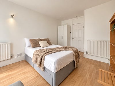 Great Price Big Doubleroom in St Johns Wood  Main Photo