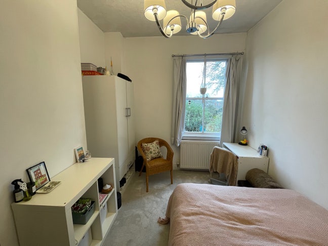 3rd bedroom in a house Main Photo