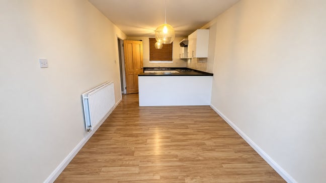 🏡 Spacious 3-Bedroom House – Milton Keynes Main Photo