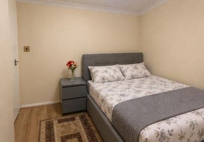 Furnished Double Room to Rent in IG11 9BZ Main Photo