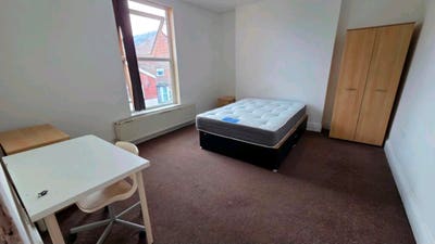 Bedrooms, BILLS INC, M20, near transport, amenitie Main Photo
