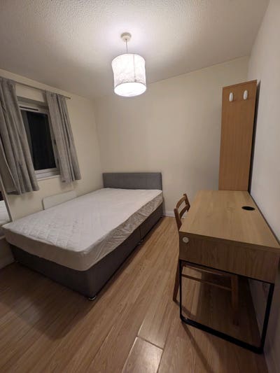 3-Bed Fully Furnished Flat – West End
 Main Photo