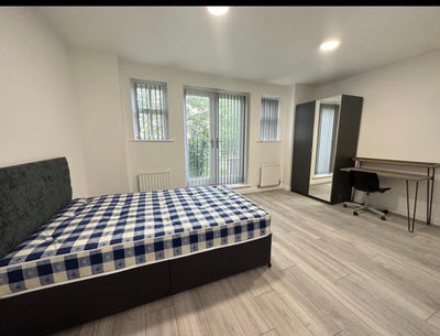 🏡 Urgent Room Available – Tenancy Takeover Main Photo