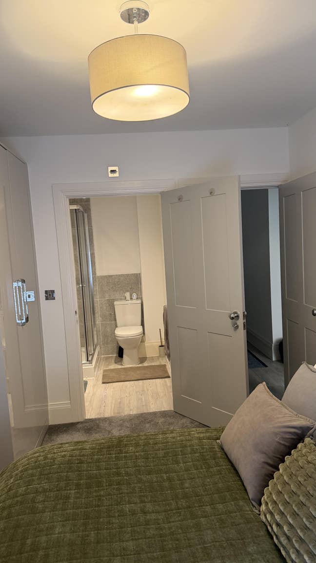 Close to UHCW beautiful apartment  Main Photo