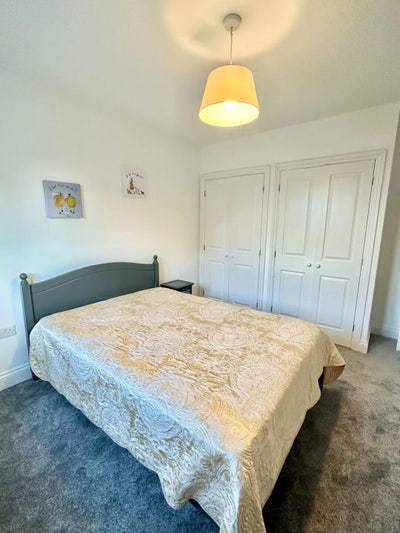 Spacious double room in central Bognor Main Photo
