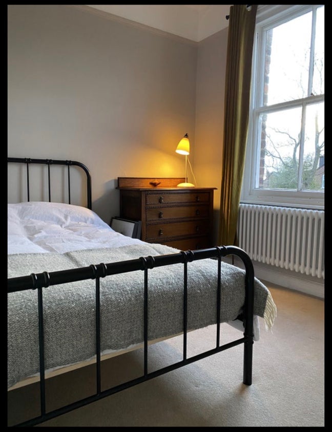 Beautiful home in Hale available 11th November Main Photo