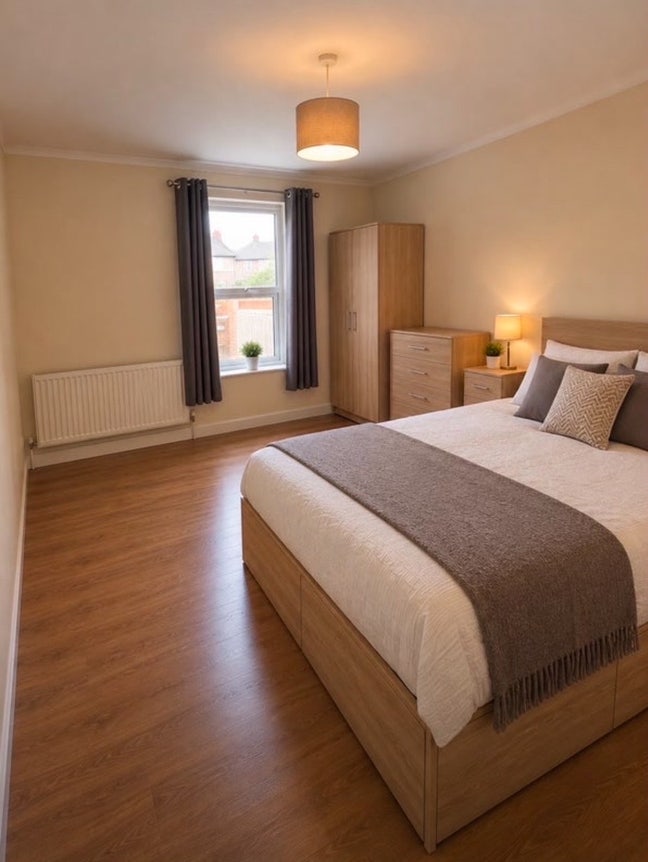 Lovely Double Room Available Near Sevenking  Main Photo