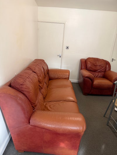 Double room to rent S45 Clay Cross Chesterfield  Main Photo