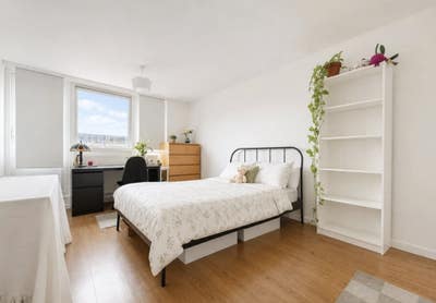 Stunning Double Rooms in E1W to Rent  Main Photo