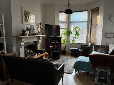Double room in Leyton Main Photo