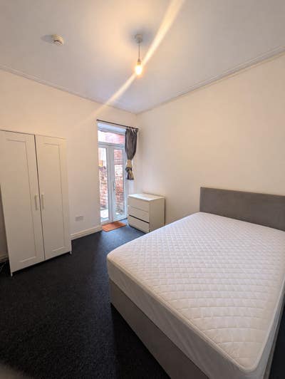 Room to Rent – Tennyson Road, Portswood Main Photo