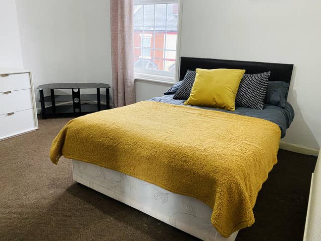 Modern Fully Furnished Rooms to Rent - DN4, Balby Main Photo