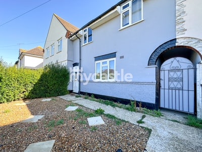 Double - Ensuite Room - &pound;800 - All Bills Main Photo