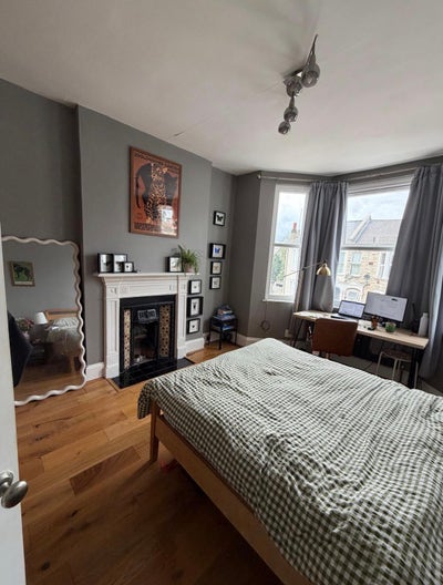 Double Room Available in 2 Bed Flat Main Photo