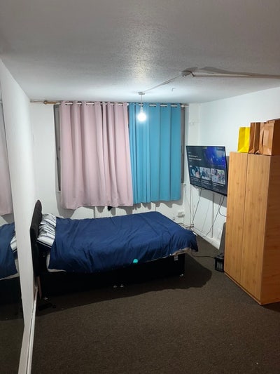 Beautiful studio flat  Main Photo