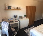 Massive Discount – Student Beehive Ensuite Room Main Photo