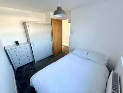 St. Ives - Double Room to Rent Main Photo