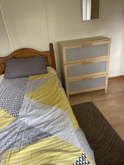 Single Room in Windsor, Quiet area Main Photo