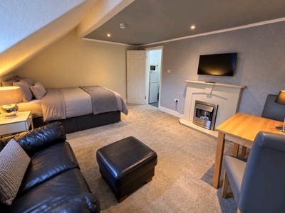 Furnished Self-Contained Studio | Ainslie Street  Main Photo