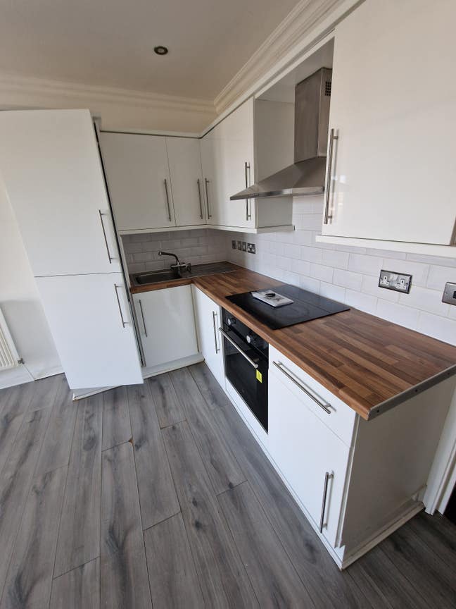 3 Bedrooms house to let  Main Photo