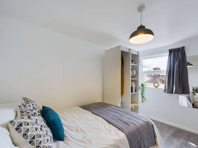 6 Bed Student House Share - 1 Room Left Main Photo