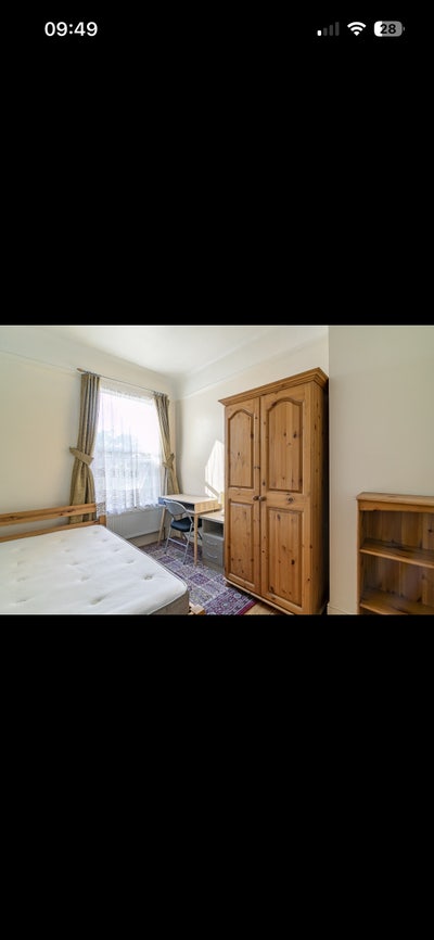 Double room for rent in North London Main Photo