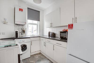 Two double bedroom flat near Clapham Junction Main Photo
