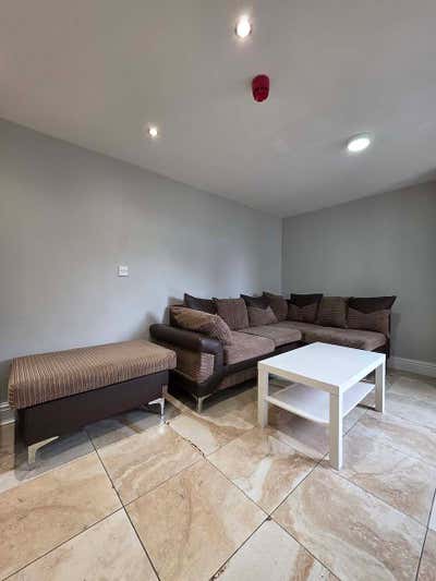 8-Bed Student House, Merthyr Street, Cathays Main Photo