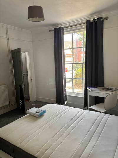 Double Room in NR2 Main Photo