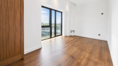One Bedroom Flat in SW19 Main Photo