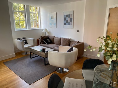 Room with Ensuite B in Lux Building in Westminster Main Photo