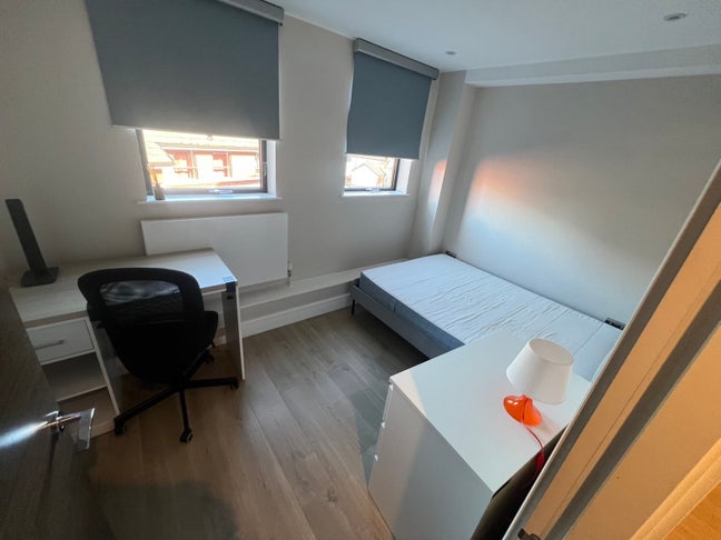 Student Room | Central Exeter | All Bills Included Main Photo